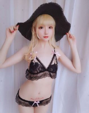 霸海红英