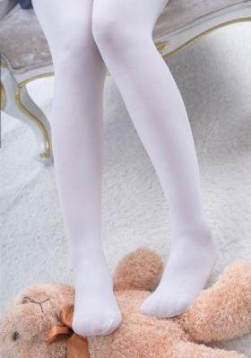 漂亮的女邻居4